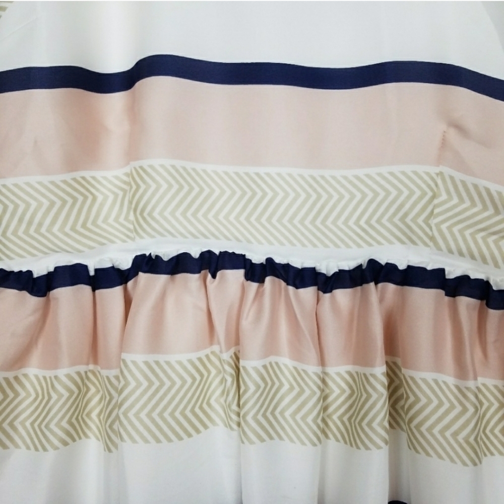 BB Dakota Blush Pink and Navy Striped A-Line Dress with Back Cutout Size 8 - Picture 4 of 6
